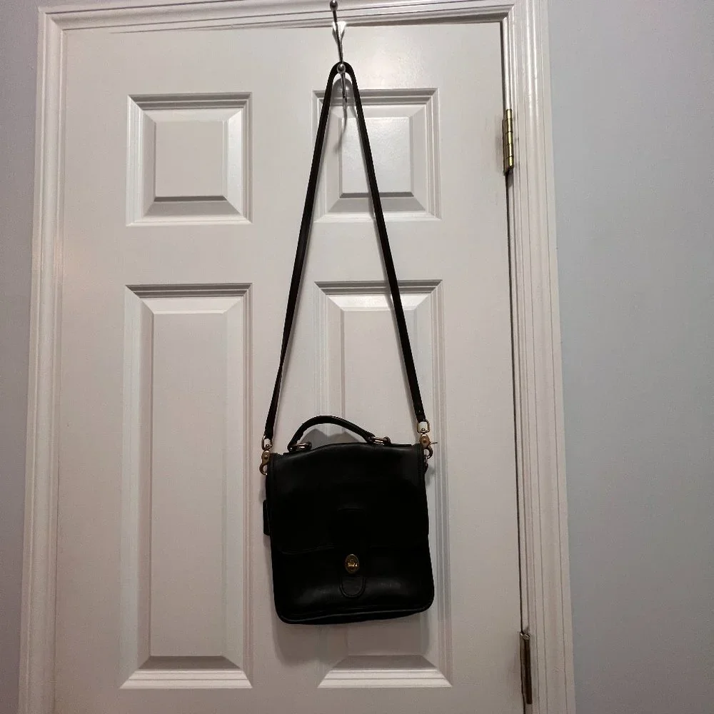 Coach black leatehr Willis bag 5180